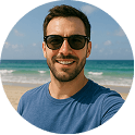Gestor de carteras con experiencia analizando las ganancias del trading automatizado en Roca Inveranza